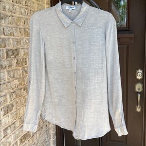 Express The City Shirt Women Light Gray Button-Down Shirt 100% Rayon